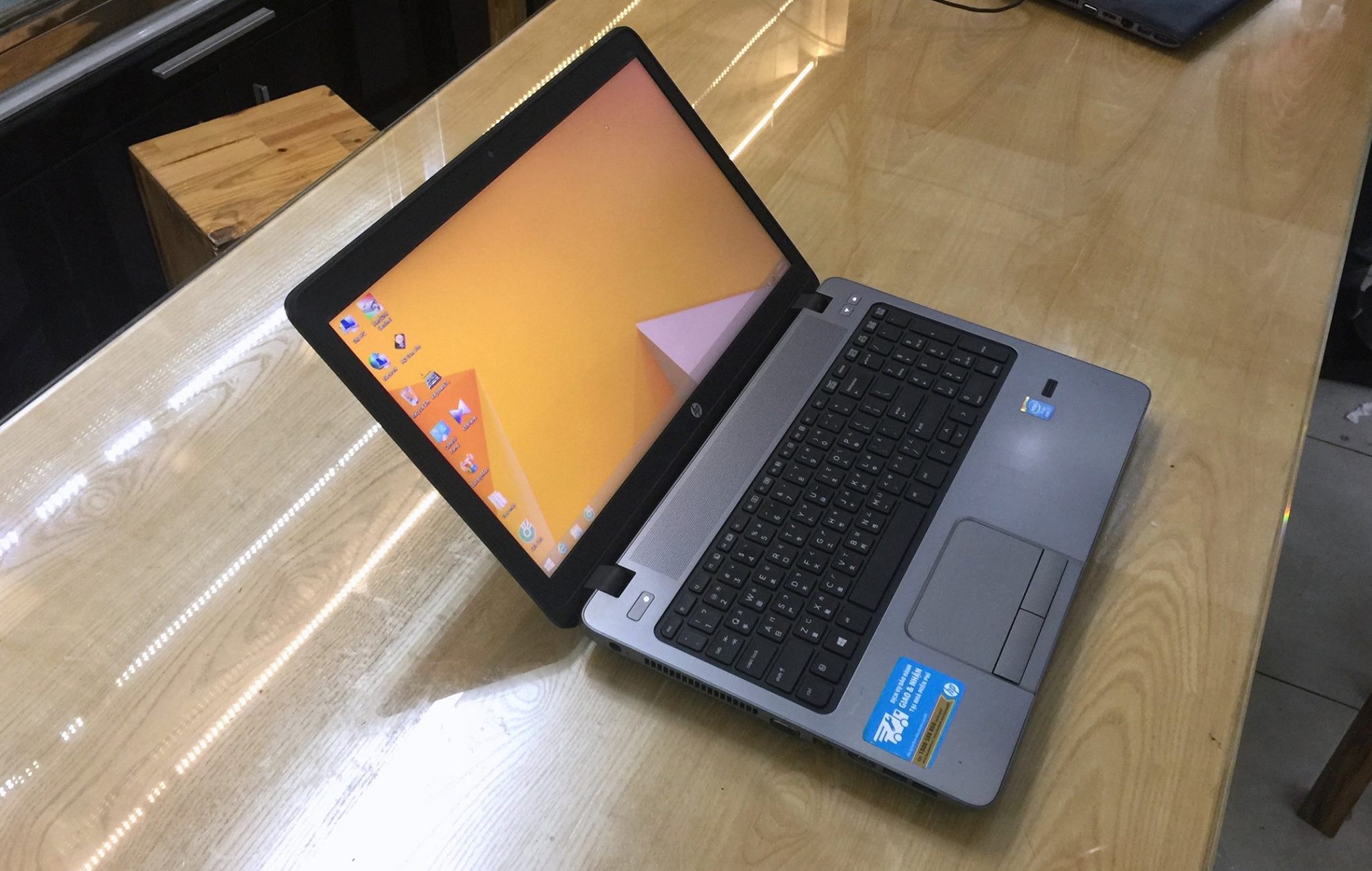 Laptop HP ProBook 450 G1 (F2P35UT).jpg